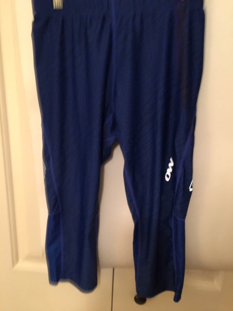 Lycra Capri Pants - Small